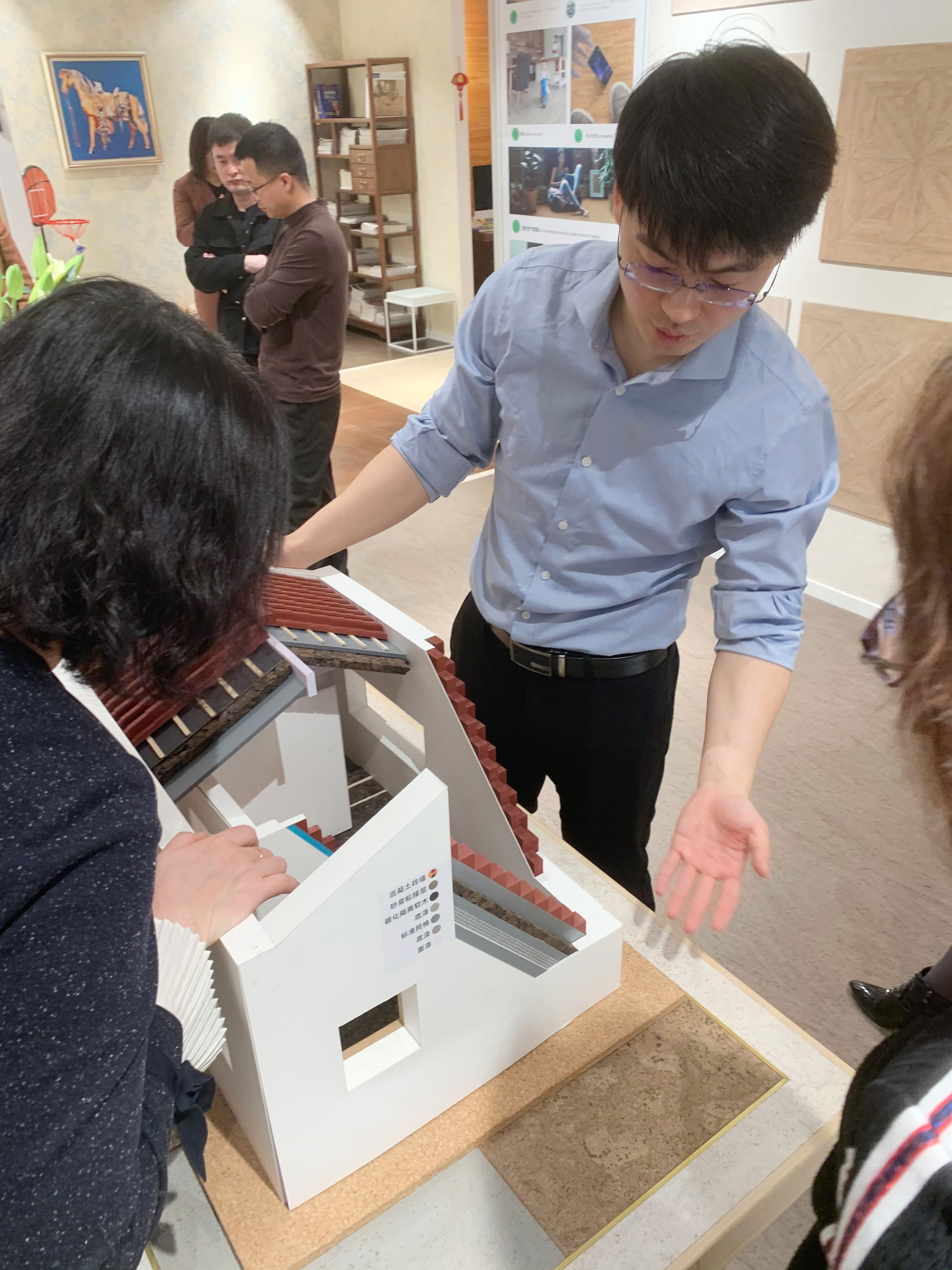 首屆新疆國(guó)際軟木文化節(jié)交流會(huì)啟動(dòng)，“軟”實(shí)力硬圈粉！ 18