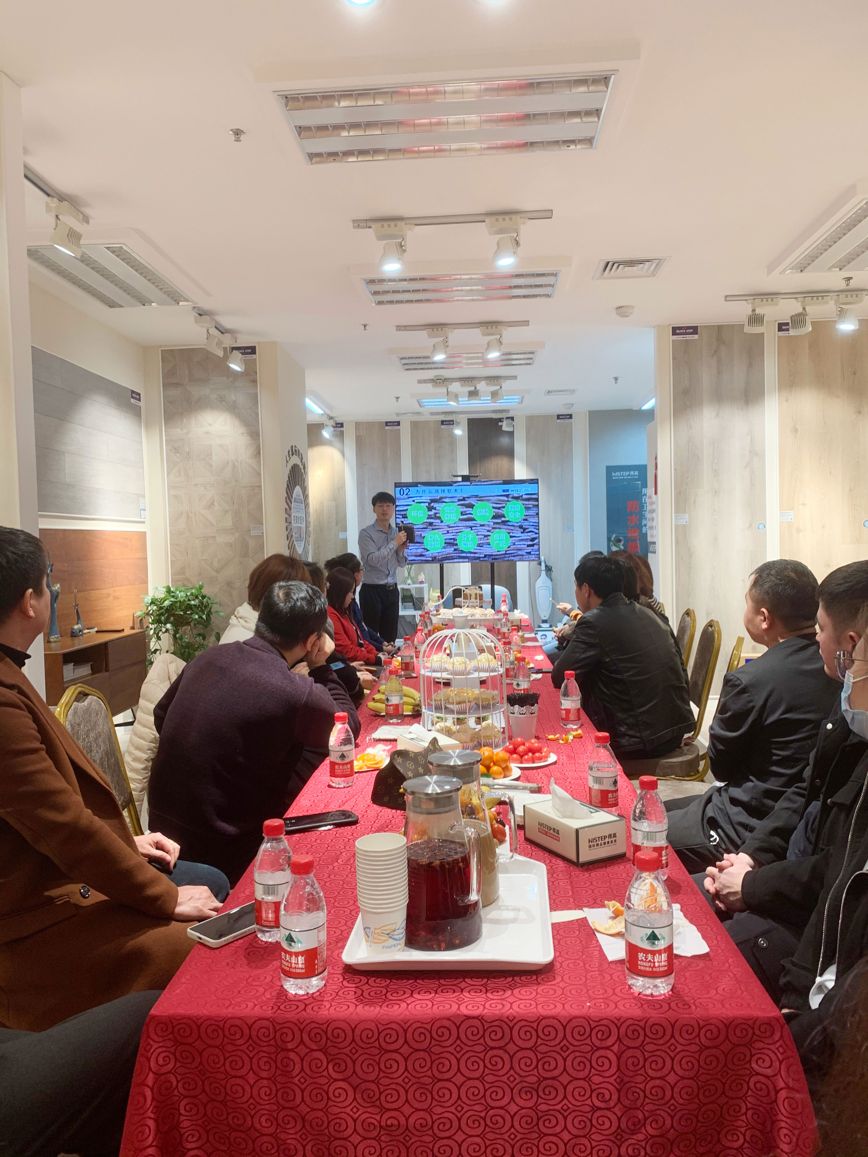 首屆新疆國(guó)際軟木文化節(jié)交流會(huì)啟動(dòng)，“軟”實(shí)力硬圈粉！ 16